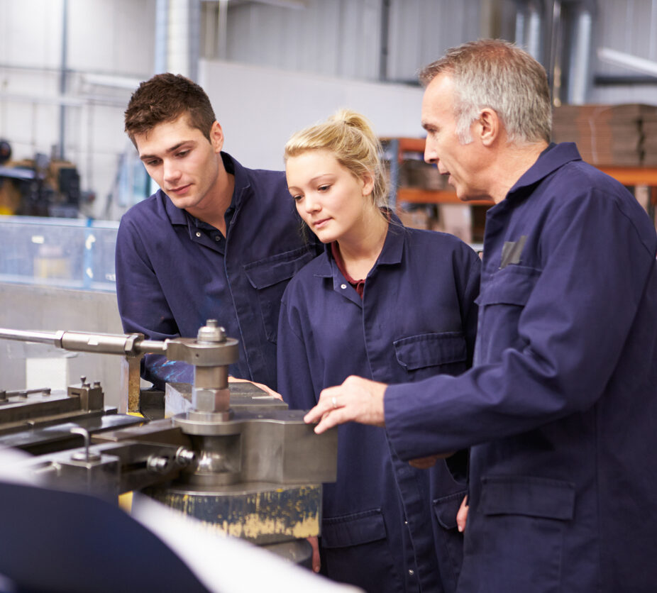 engineer-teaching-about-tube-bending-machine